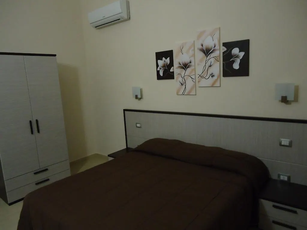 B&B L'Aurora Pula Couette-café