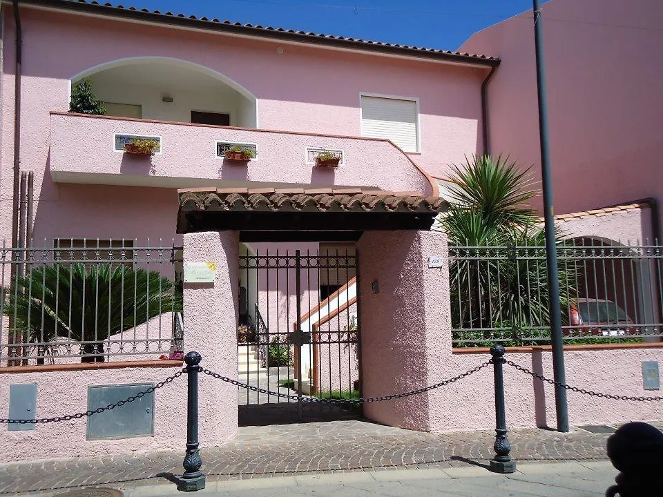 B&B L'Aurora Pula Italie